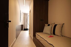 CityZoe Athens Suites