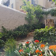 CityZoe Athens Suites