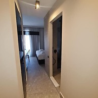 CityZoe Athens Suites