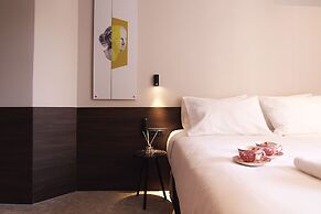 CityZoe Athens Suites