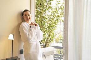 CityZoe Athens Suites