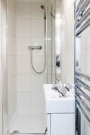 Charming 1-bed Basement Apartment in Lewisham