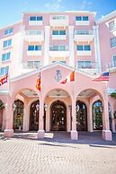 Hamilton Princess - Fairmont Gold Experience