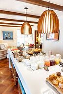 Hamilton Princess - Fairmont Gold Experience