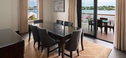 Hamilton Princess - Fairmont Gold Experience