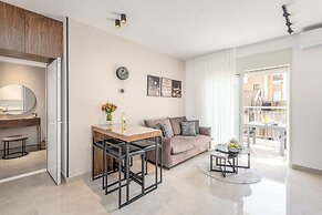 Lovely One BDR with Balcony