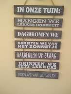 Cozy Home Under the Sun, With Swimmingpool