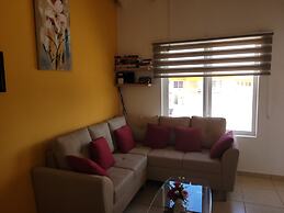 Cozy Home Under the Sun, With Swimmingpool