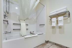 Cobblestone Inn & Suites-Fremont