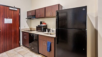 Cobblestone Inn & Suites-Fremont