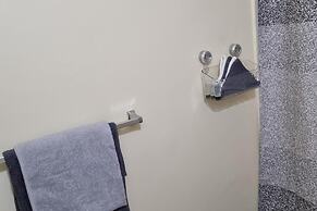 Charming 2-bed House in Portmore Gated Community