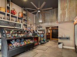 Southfork Lodge Cabin 3