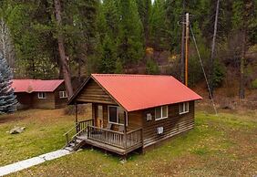 Southfork Lodge Cabin 3