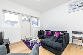 Lovely 2-bed Apartment in Dartford