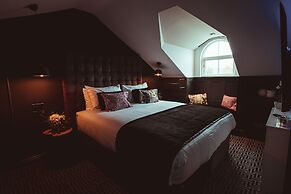 The Rockefeller Apartments