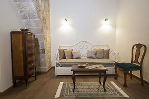 Porolithos Boutique Hotel