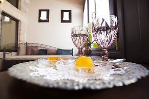 Porolithos Boutique Hotel