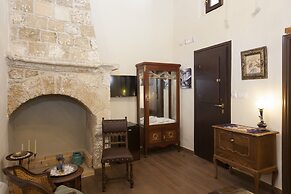 Porolithos Boutique Hotel