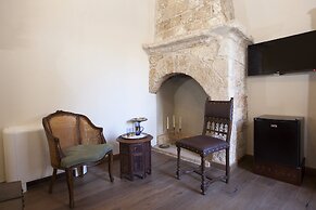 Porolithos Boutique Hotel