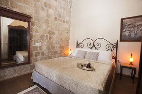 Porolithos Boutique Hotel