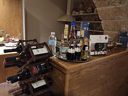 Porolithos Boutique Hotel