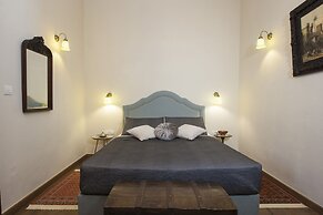 Porolithos Boutique Hotel
