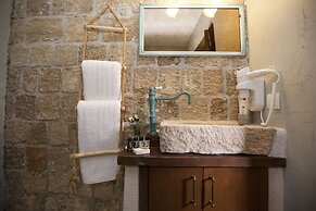 Porolithos Boutique Hotel