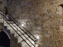 Porolithos Boutique Hotel