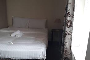 Homely 4-bed House in Manchester