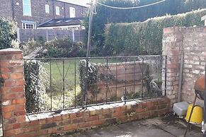 Homely 4-bed House in Manchester