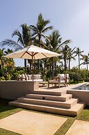 Susurros del Corazón, Auberge Collection