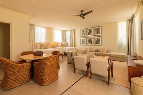 Susurros del Corazón, Auberge Collection