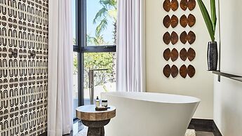Susurros del Corazón, Auberge Collection