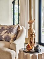 Susurros del Corazón, Auberge Collection