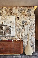 Susurros del Corazón, Auberge Collection