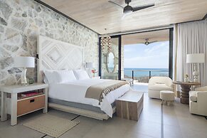 Susurros del Corazón, Auberge Collection