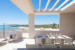 Susurros del Corazón, Auberge Collection