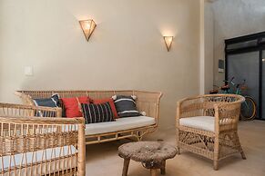 Casa Luz Downtown Apartments