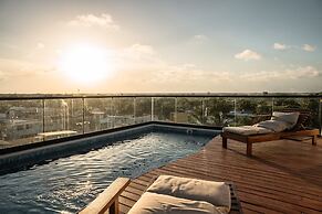 Casa Luz Downtown Apartments