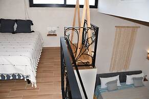 Casa Luz Downtown Apartments