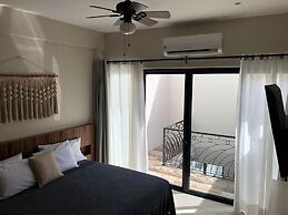 Casa Luz Downtown Apartments Tulum