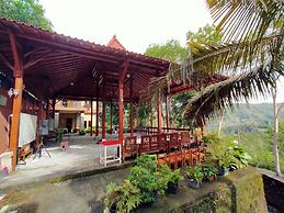 Binakarya Homestay Syariah