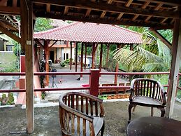 Binakarya Homestay Syariah