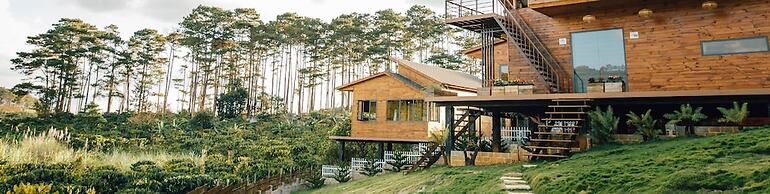 The Tropicana B'la Village Hotel