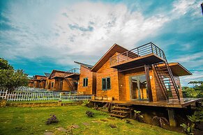 The Tropicana B'la Village Hotel