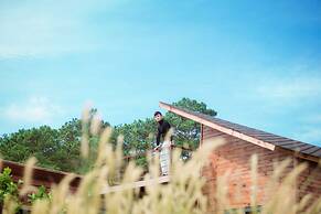 The Tropicana B'la Village Hotel