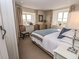 Compton Grange