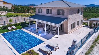 Zante Soleil - High-end Stone Villa With 4BD