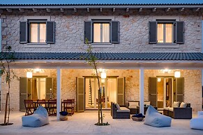 Zante Soleil - High-end Stone Villa With 4BD