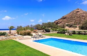 Muses Beach Villas - Urania